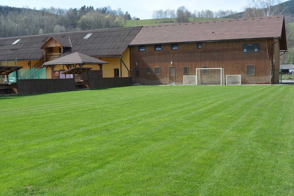 Relax Centrum Gol Loučná nad Desnou Exterior foto